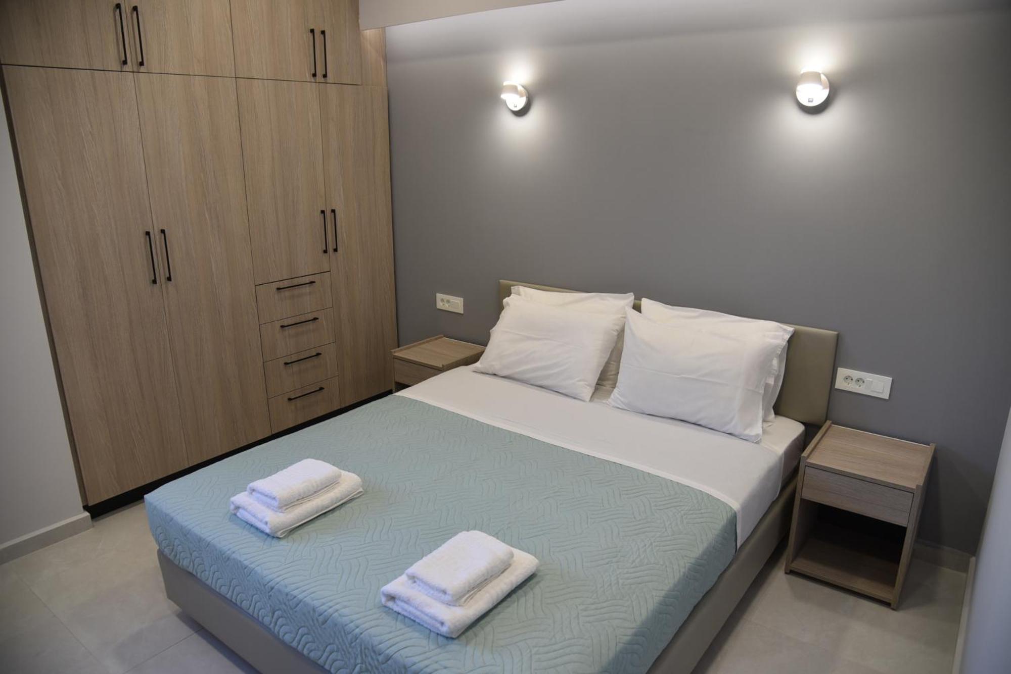 Pirgos Deluxe Apartment - Private Parking Киссамос Экстерьер фото